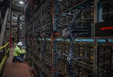 Efficient mining farm with advanced cooling systems